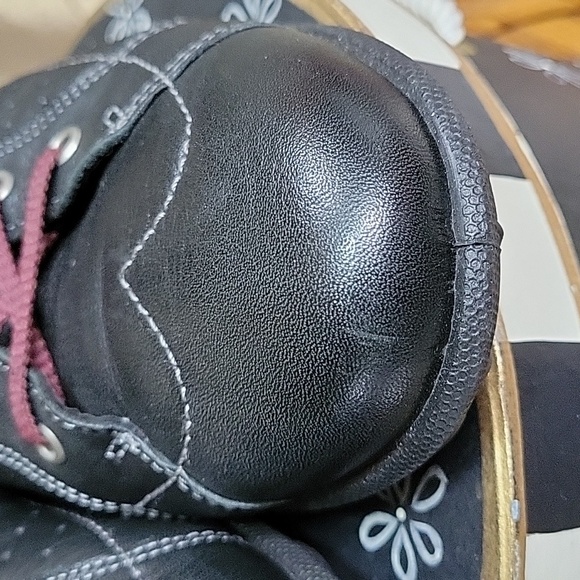 EUC- Ecco Unisex Leather Wingtip Lace Up Sneakers - Picture 9 of 11